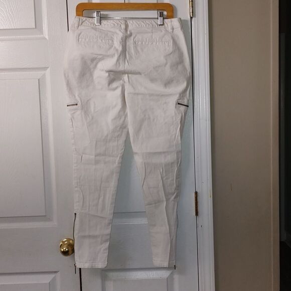 MICHAEL Michaels Kors white cropped zipper jeans Sz 10 - Picture 4 of 5